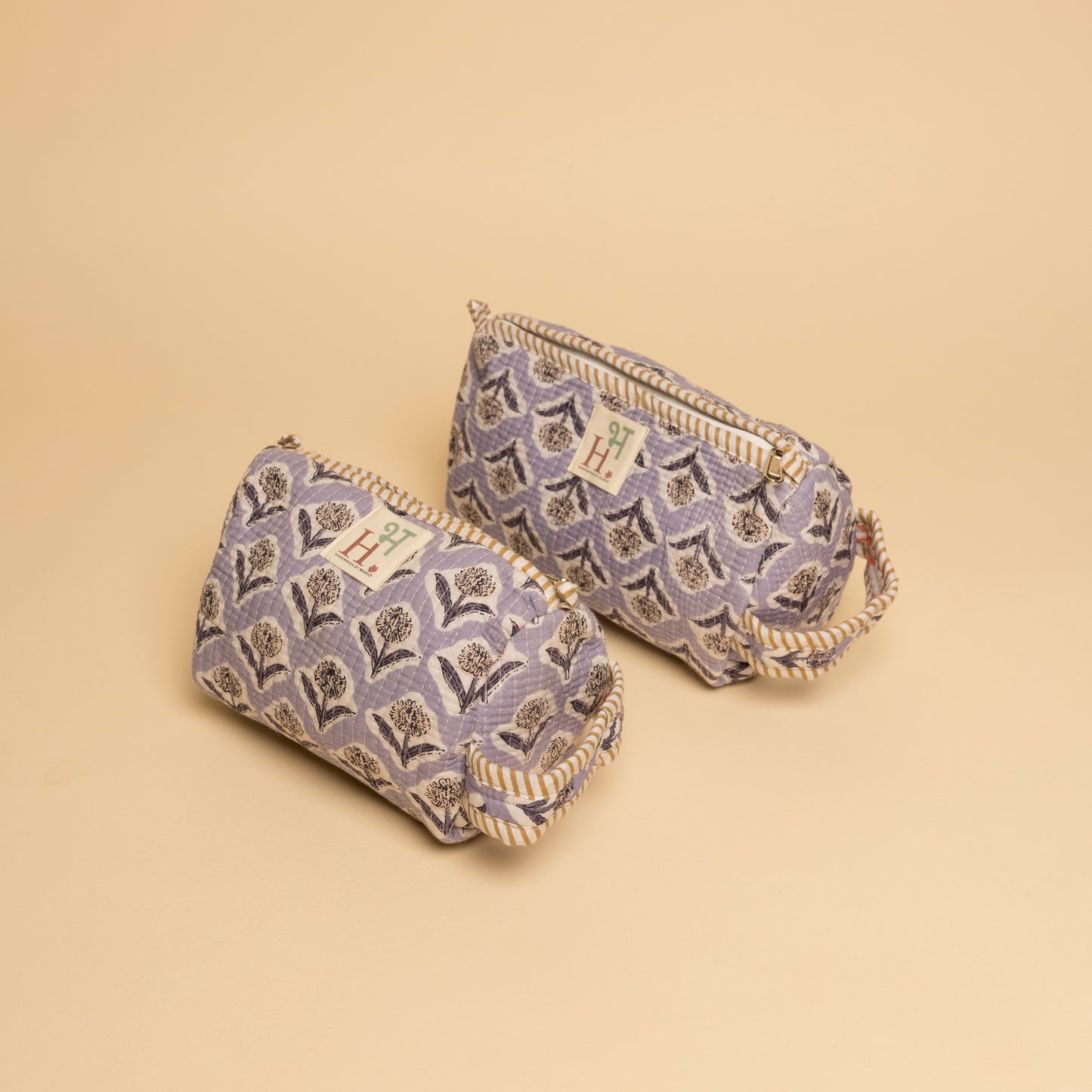 Clove Leaf Cosmetic Case (Set of 2)